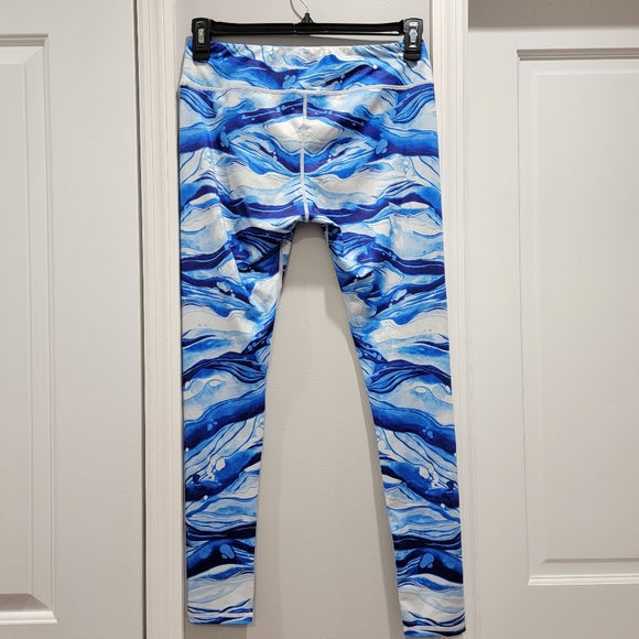 Ying @ Cai Water Patterned Leggings - Picture 6 of 7